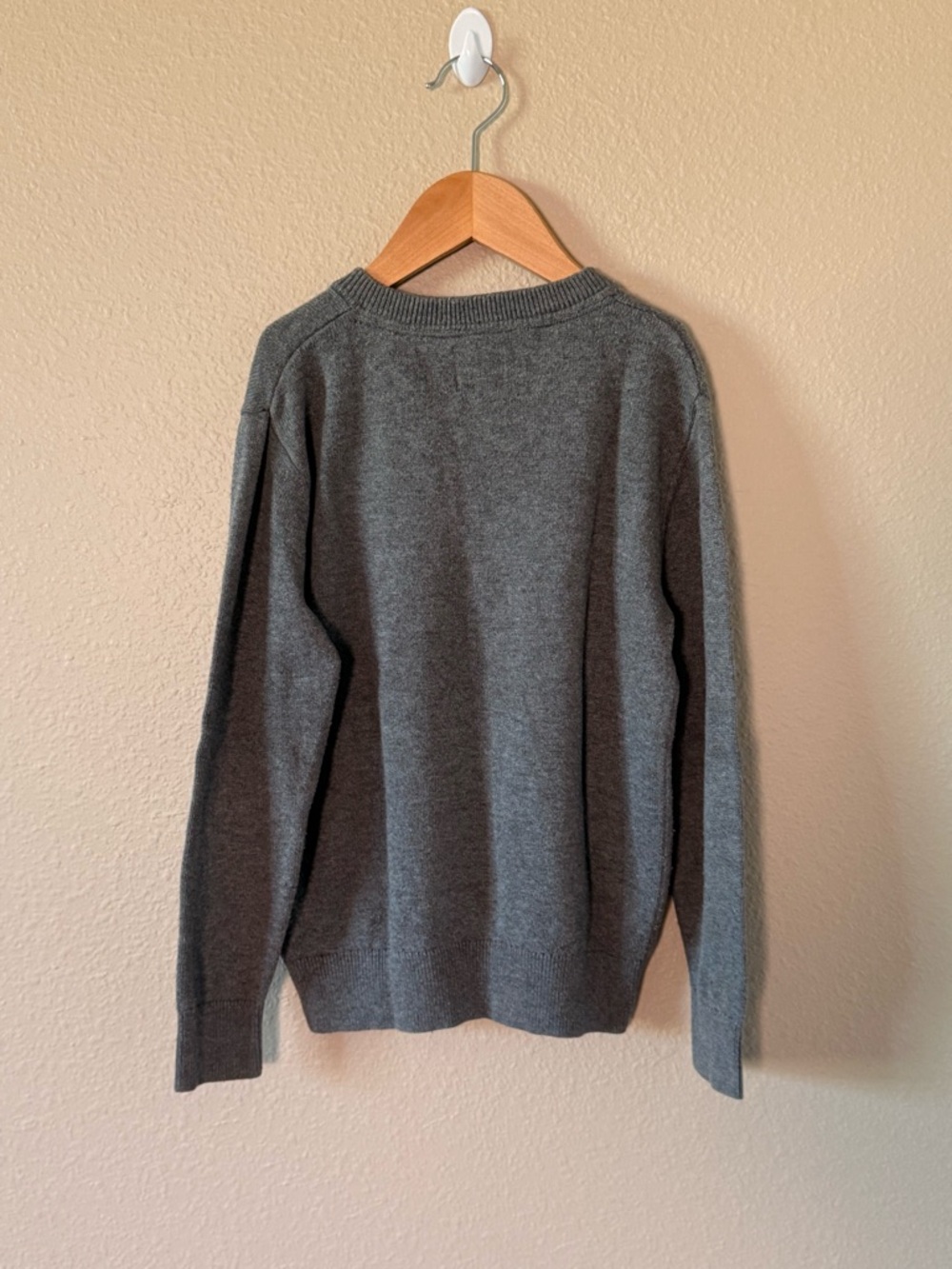 GAP Kids V-Neck Sweater in Gray - Picture 2 of 4